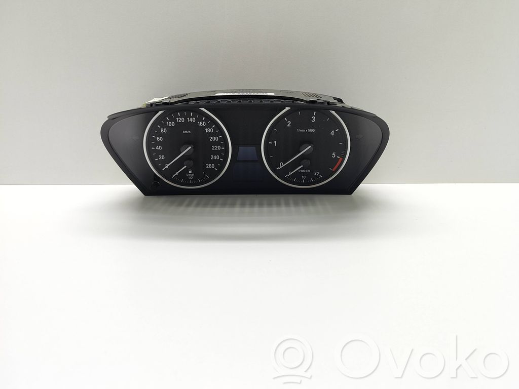 BMW 5 E60 E61 Nopeusmittari (mittaristo) 