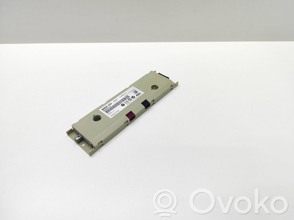 BMW 5 E60 E61 Aerial antenna amplifier 