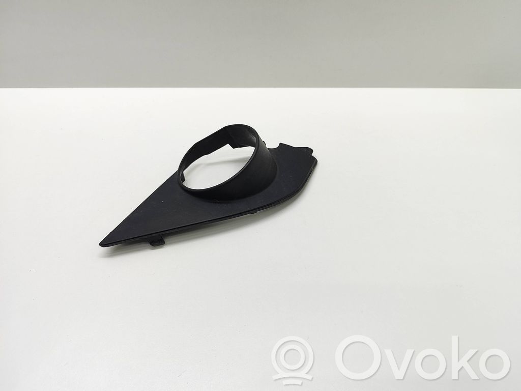 BMW 5 E60 E61 Listwa pod lampę przednią 