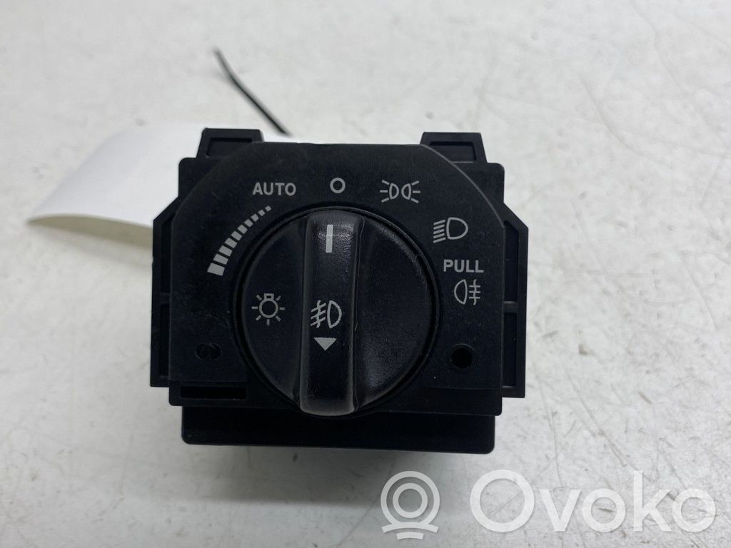 Jaguar S-Type Light switch 
