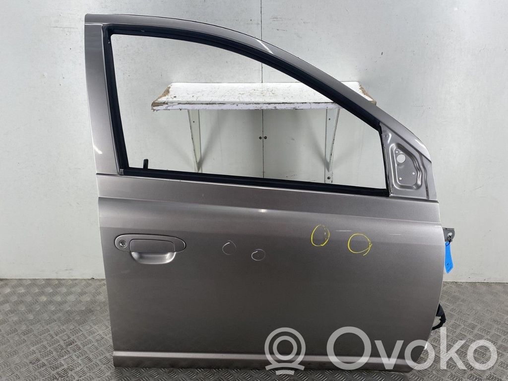 Toyota Yaris Puerta delantera 