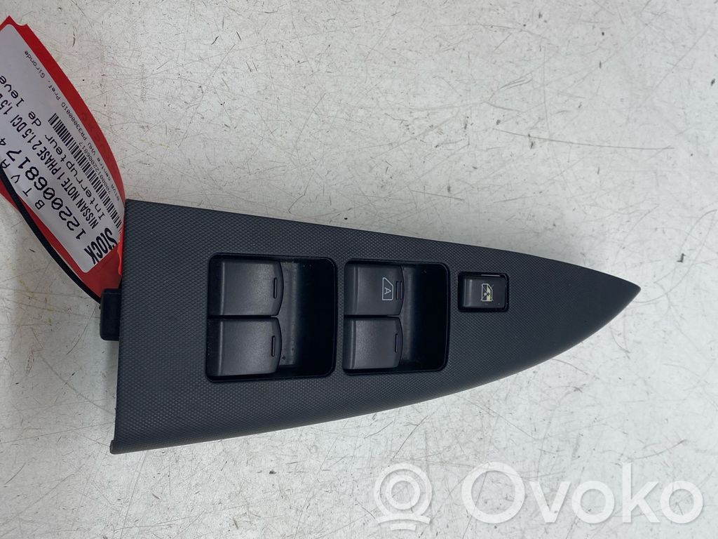Nissan Note (E11) Electric window control switch 