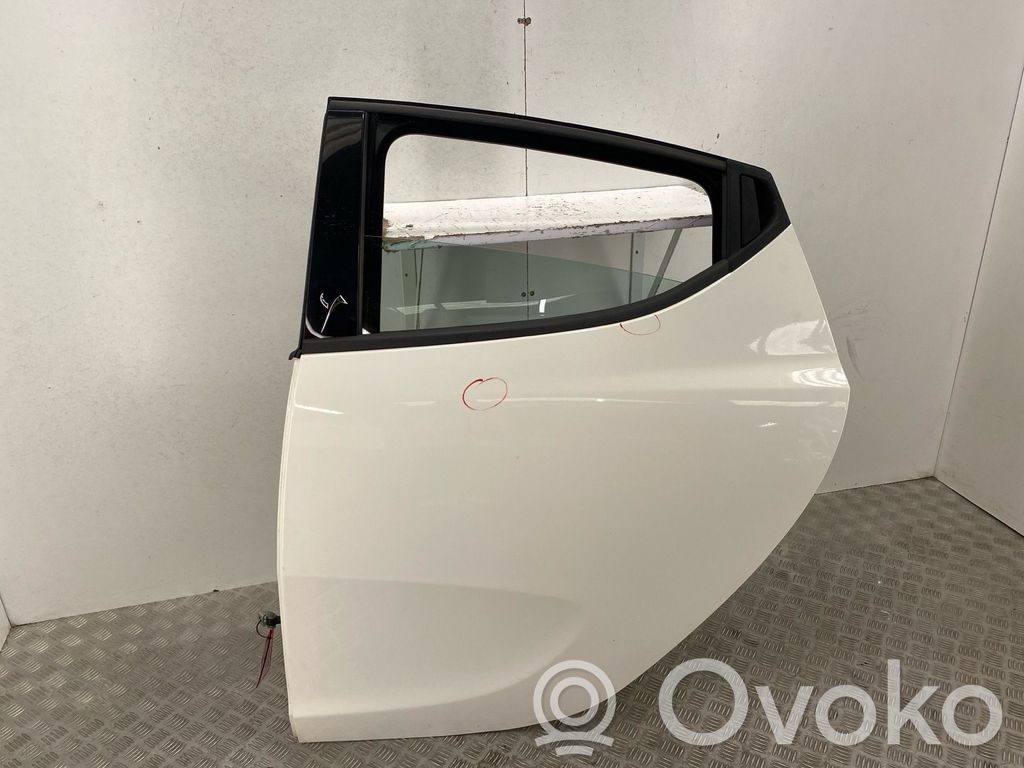 Lancia Ypsilon Puerta trasera 