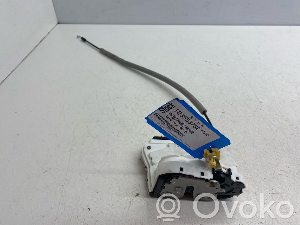 MG ZS Front door lock 