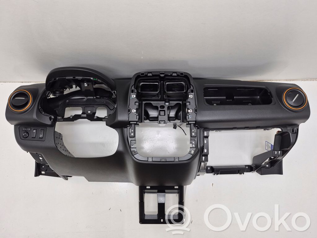 Dacia Sandero Dashboard 