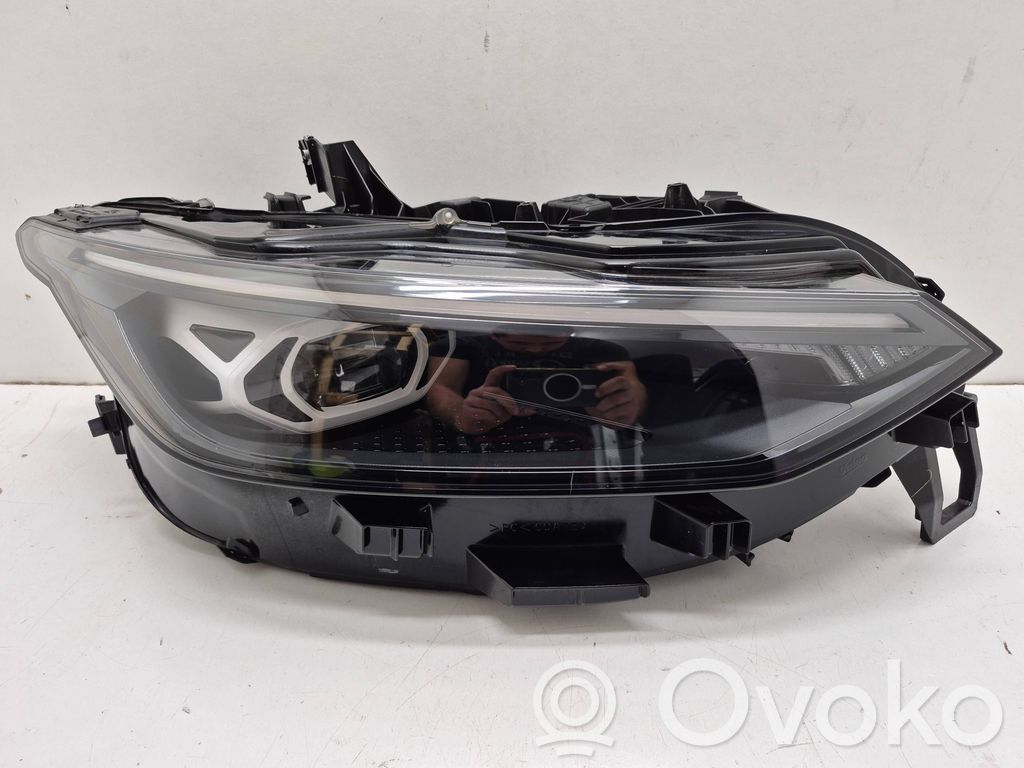 Volkswagen ID.7 Lampa przednia 