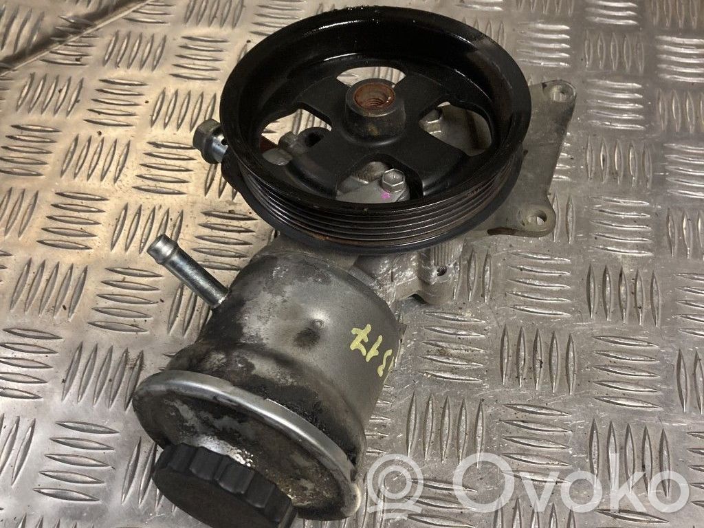 Daihatsu Terios Power steering pump 