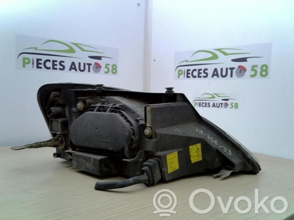Ford Galaxy Klosze lamp przednich 