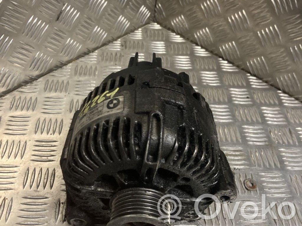 BMW 5 E60 E61 Alternador 