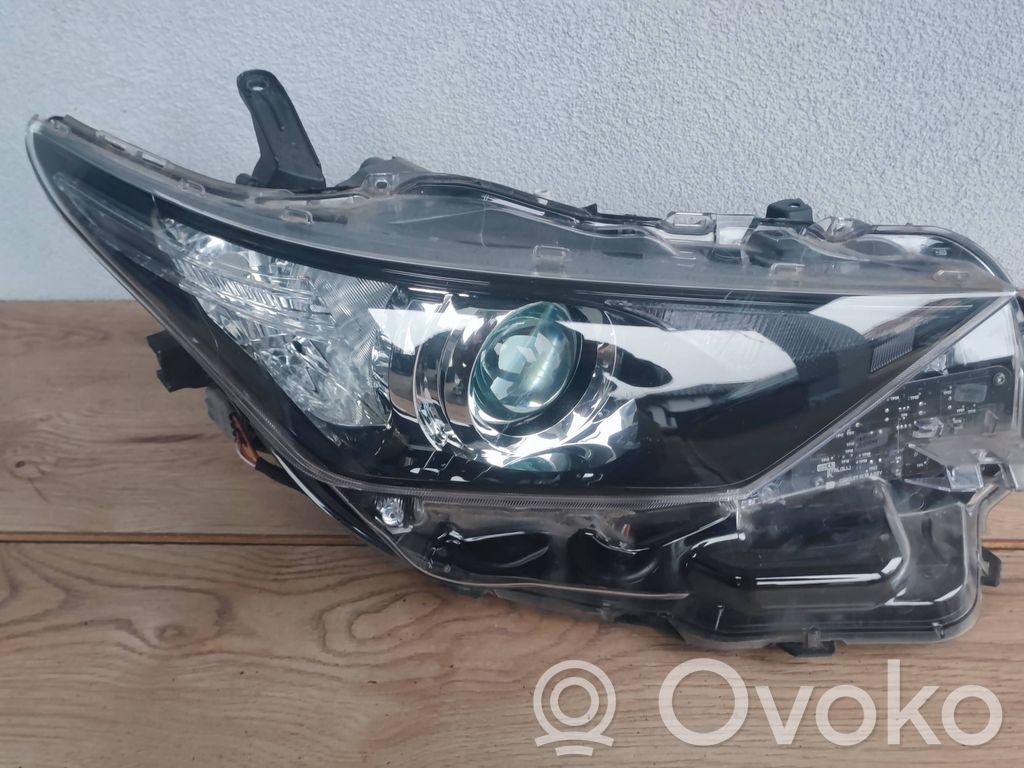Lampa przednia   8113002K30,90078097