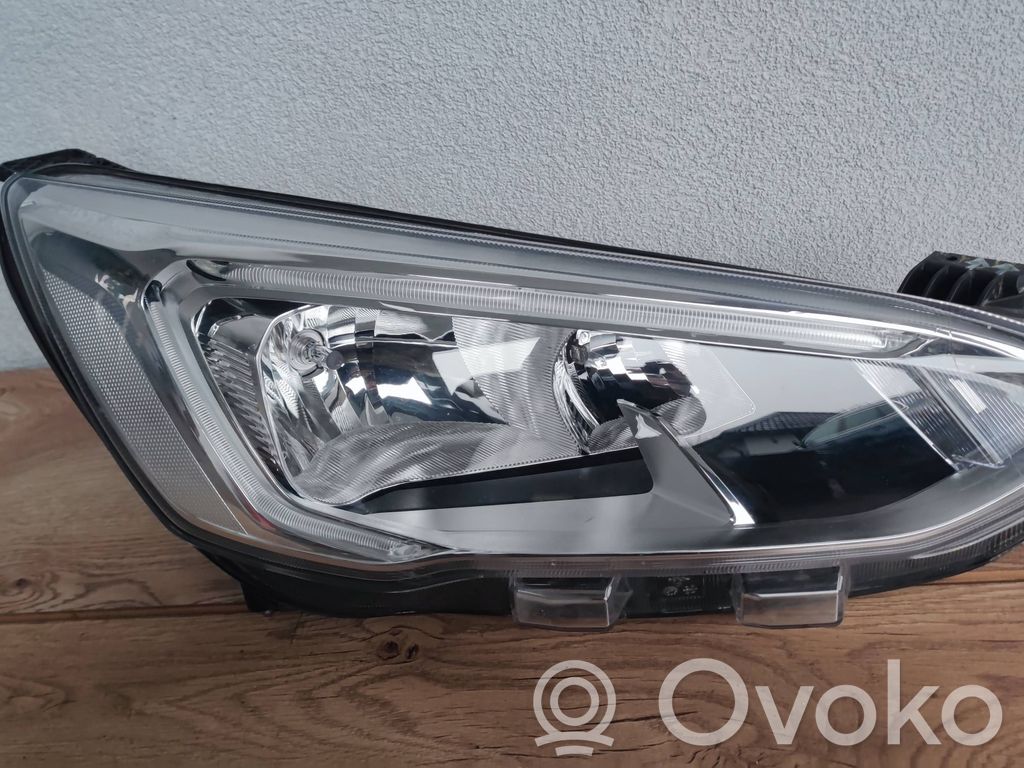 Ford Focus Scheinwerfer 