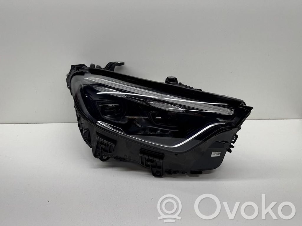 Mercedes-Benz GLC C254 Lampa przednia 
