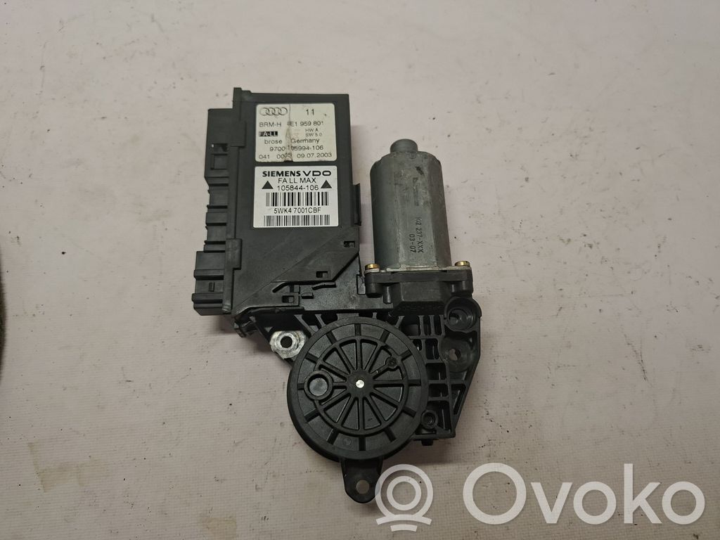 Audi A4 S4 B6 8E 8H Silnik regulatora szyby drzwi przednich 