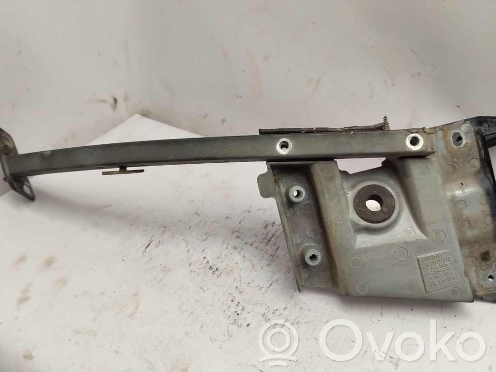 Soporte del parachoques delantero   4E0821137E