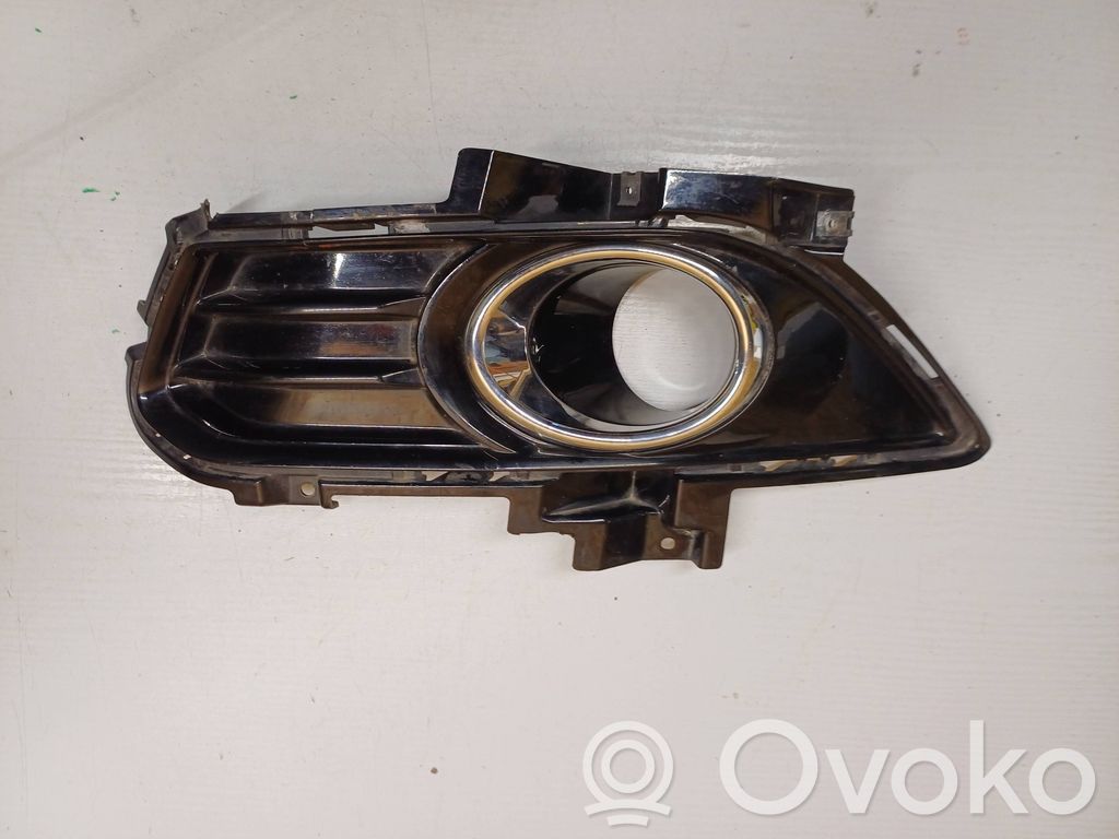 Ford Mondeo MK V Etusumuvalon ritilä 