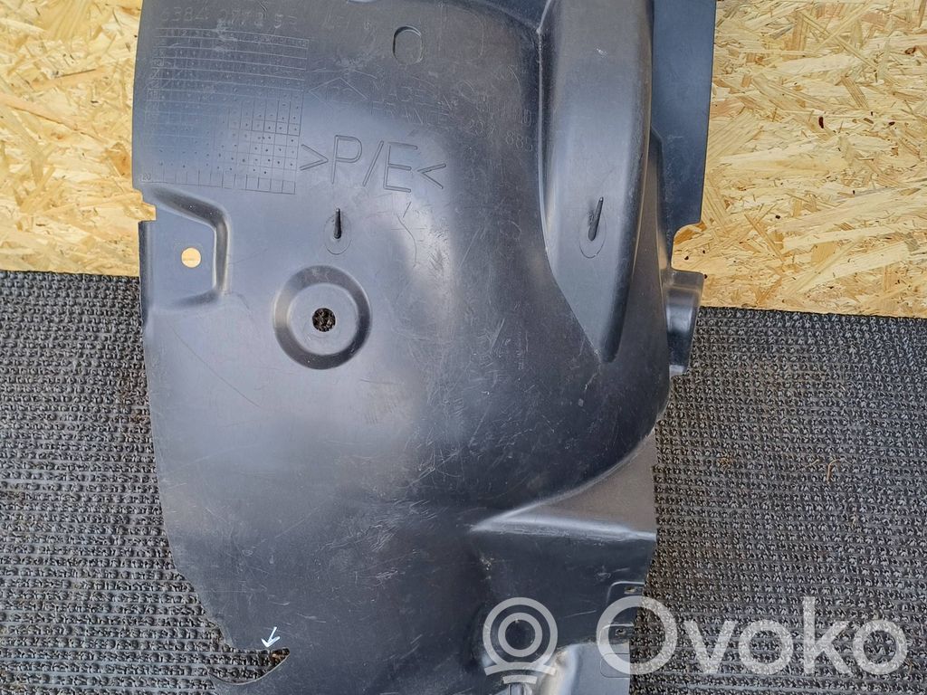 Opel Movano B Nadkole przednie 