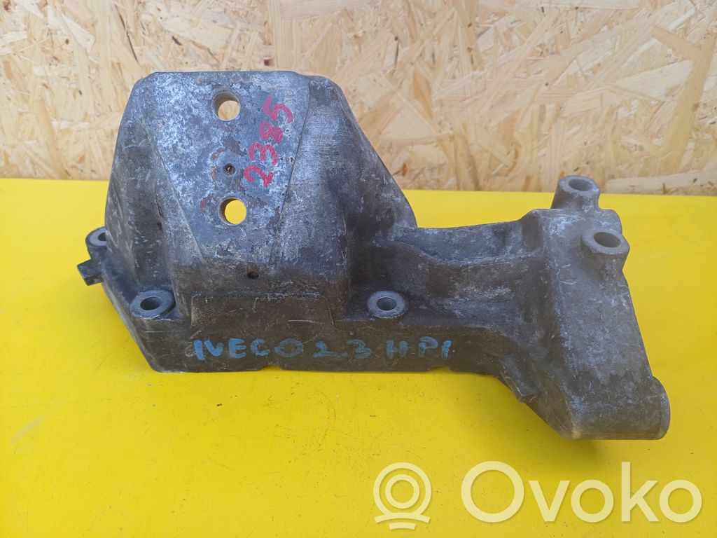 Iveco Daily 6th gen Engine mounting bracket 