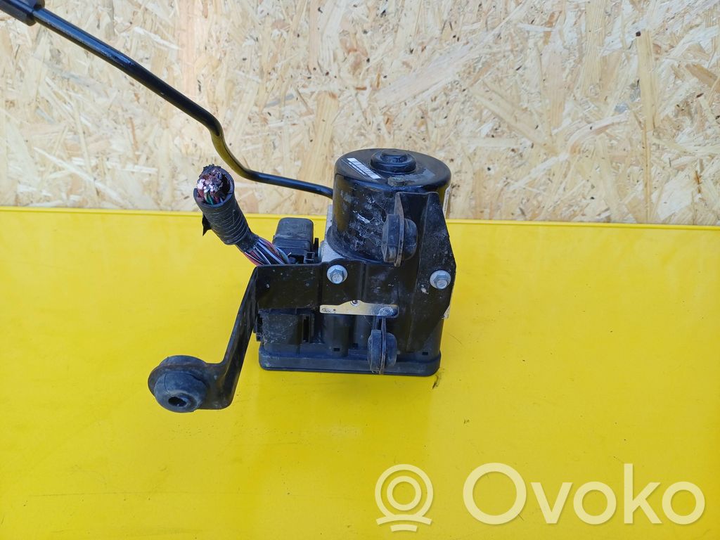 ABS-pumppu   00001395D1,FDU4B24K51,10096001123
