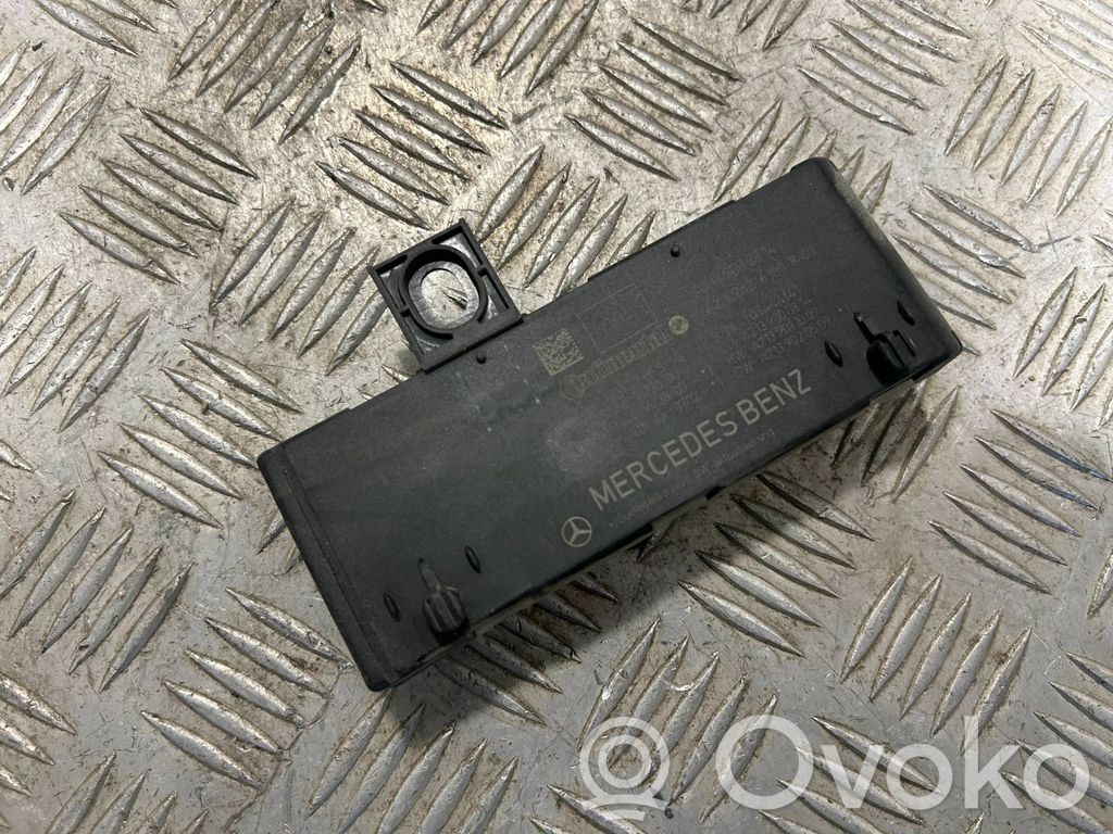 Tailgate/trunk control unit/module   A2139000814