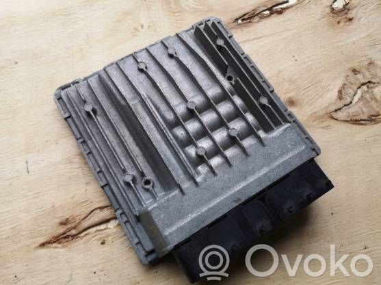 BMW 3 E90 E91 Engine control unit/module 