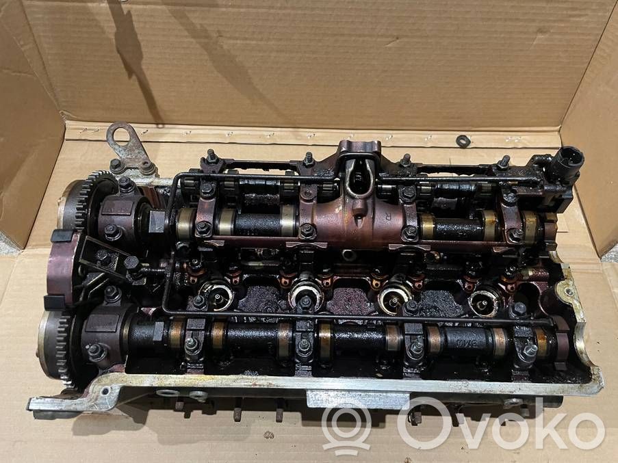 Engine head   7506390