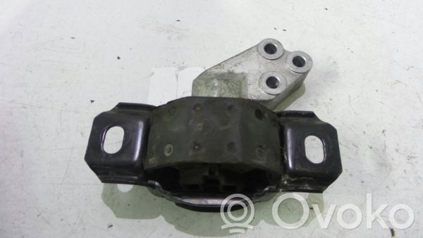 Engine mount bracket