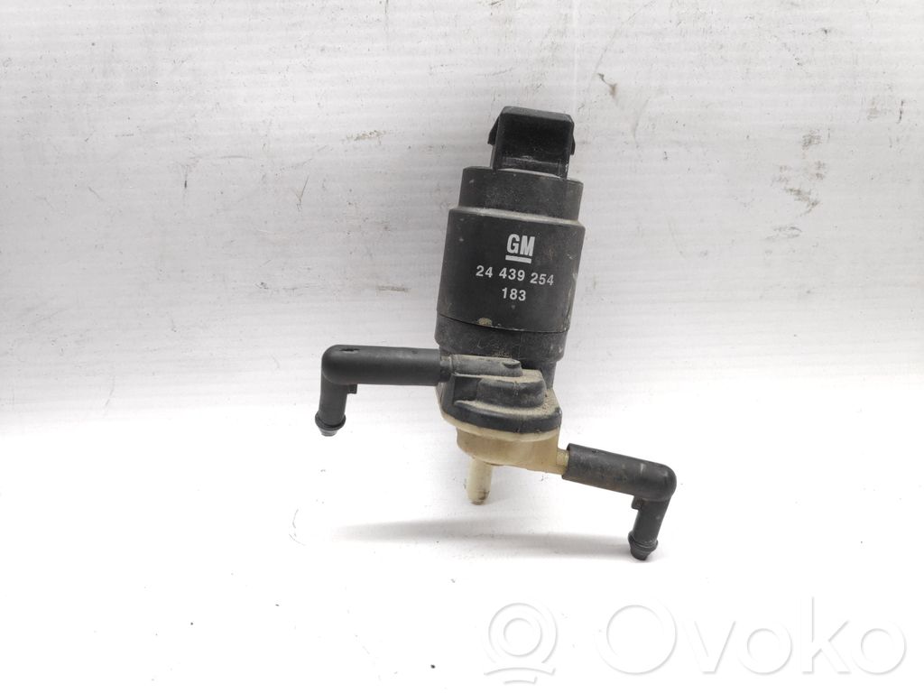 Opel Signum Windscreen/windshield washer pump 