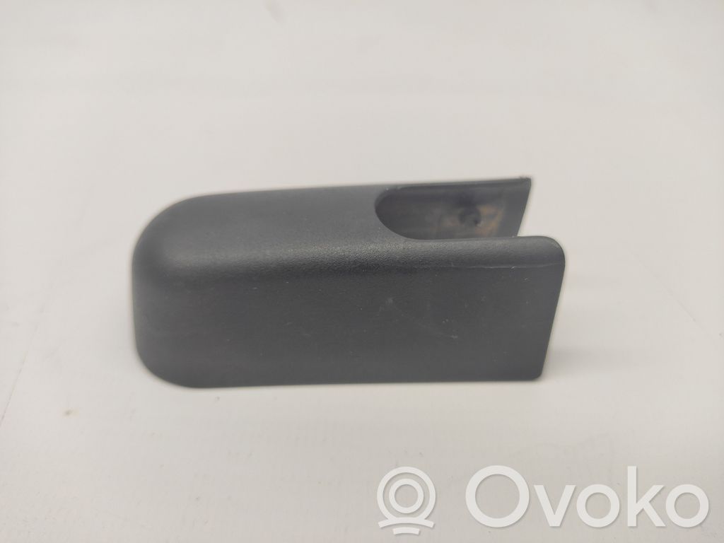 Opel Corsa C Galinio stiklo valytuvo kojelė 