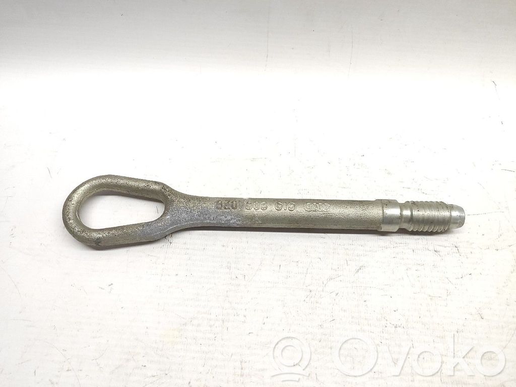 Балка для крепления   8Z0803615