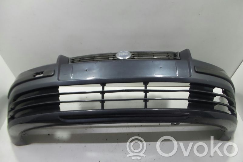 Fiat Stilo Parachoques delantero 
