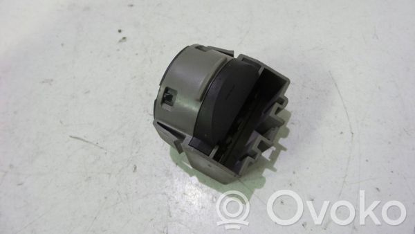Ford Fiesta Užvedimo spynelė 