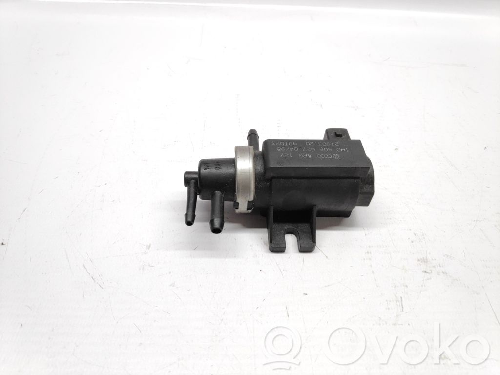 Audi A4 S4 B5 8D Soupape 