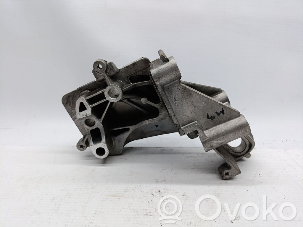 Ford Fiesta Suport tampon motor 
