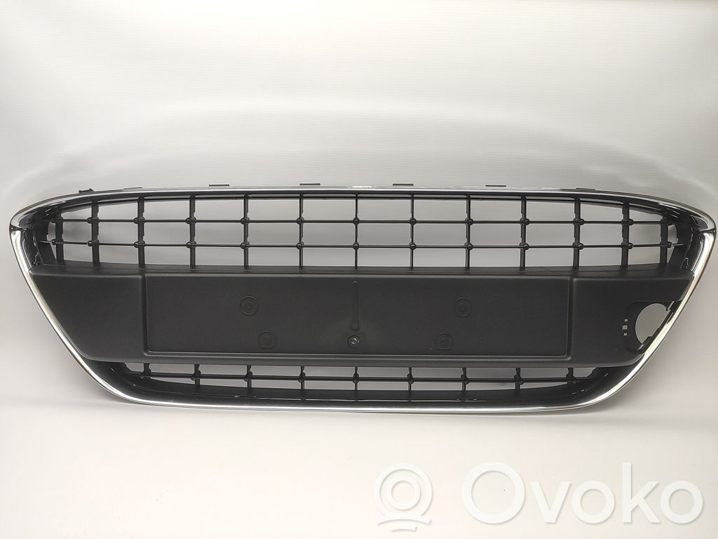 Ford Fiesta Grilă față 