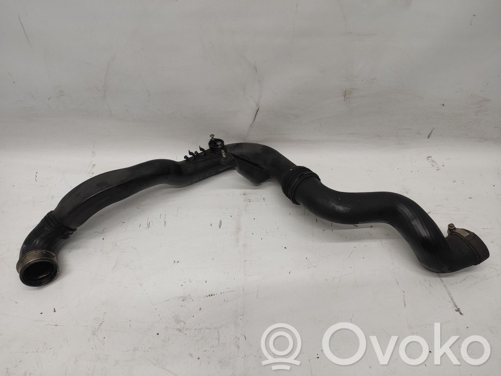 Audi A4 S4 B6 8E 8H Intercooler hose/pipe 