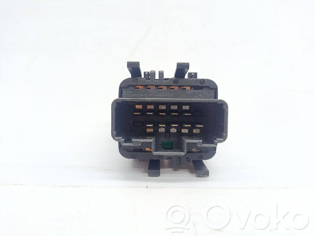 Electric window control switch   ARTIGONOVO,106198592