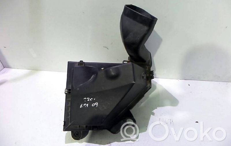 BMW 3 E90 E91 Air filter box 