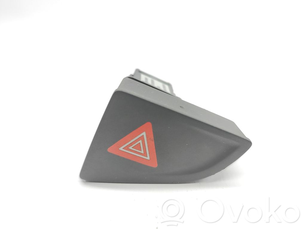 Hazard light switch   96594789KR
