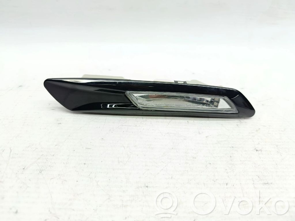 BMW 5 F10 F11 Front bumper turn signal 