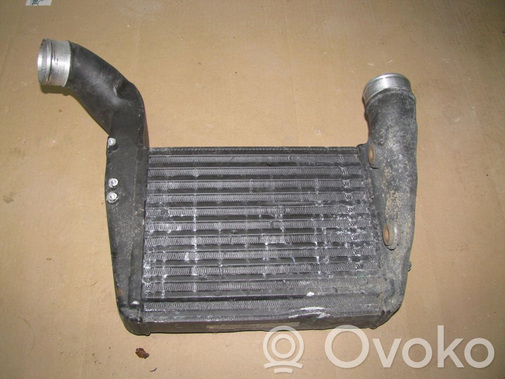 Audi A6 S6 C6 4F Interkūlerio radiatorius 