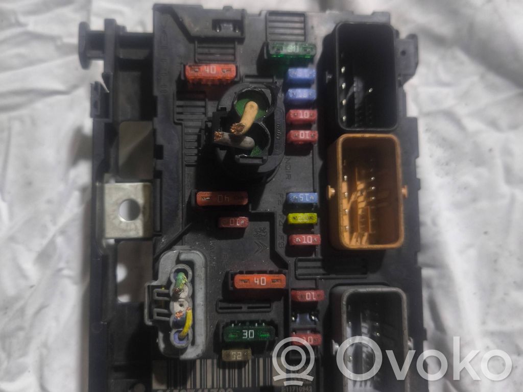 Fuse module   9659741780