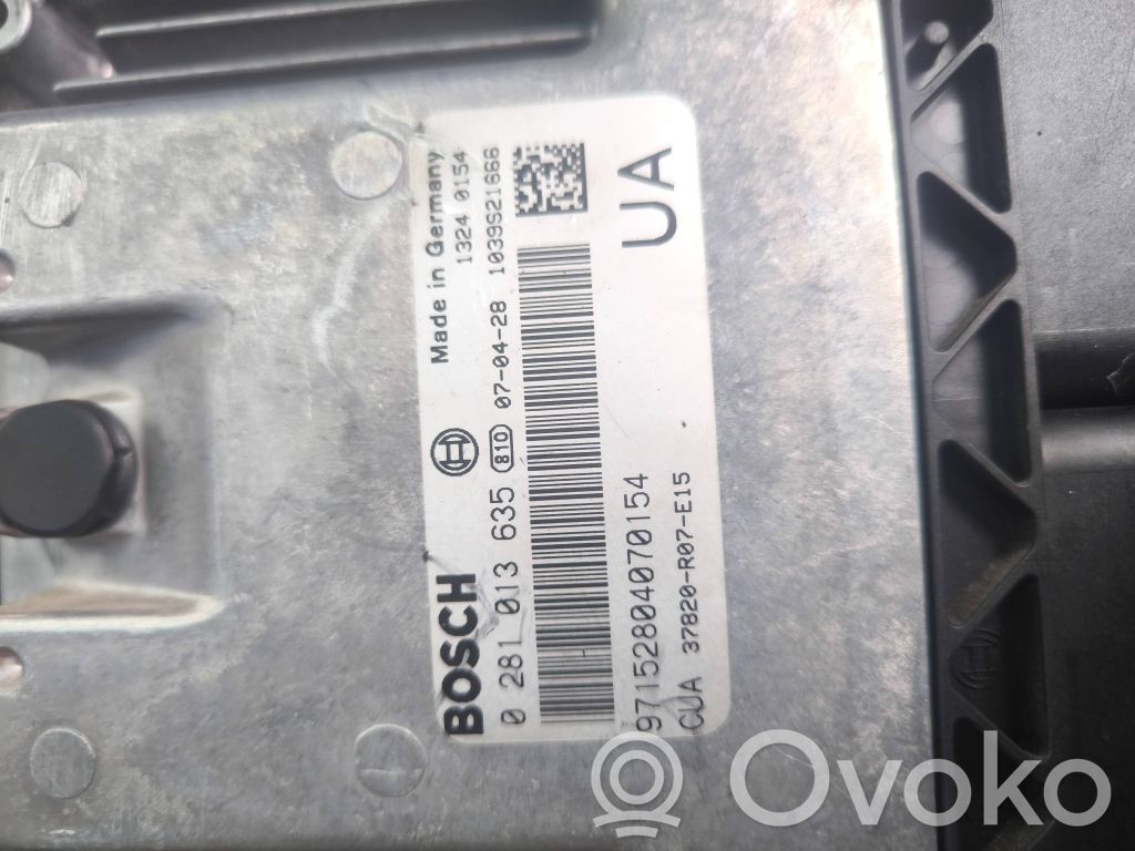 Engine control unit/module   0281013635,37820R07E15,1039S21666