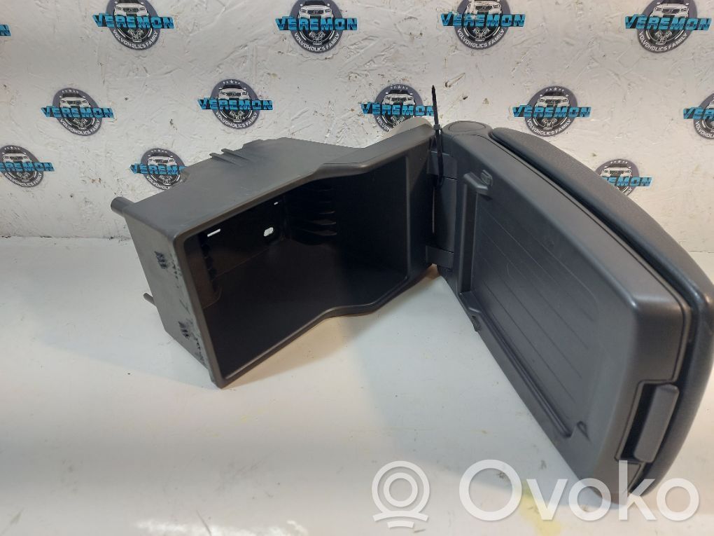 Armrest   9204665