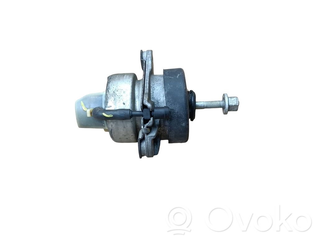 Engine mount bracket   FR3C6038AE,A64RA