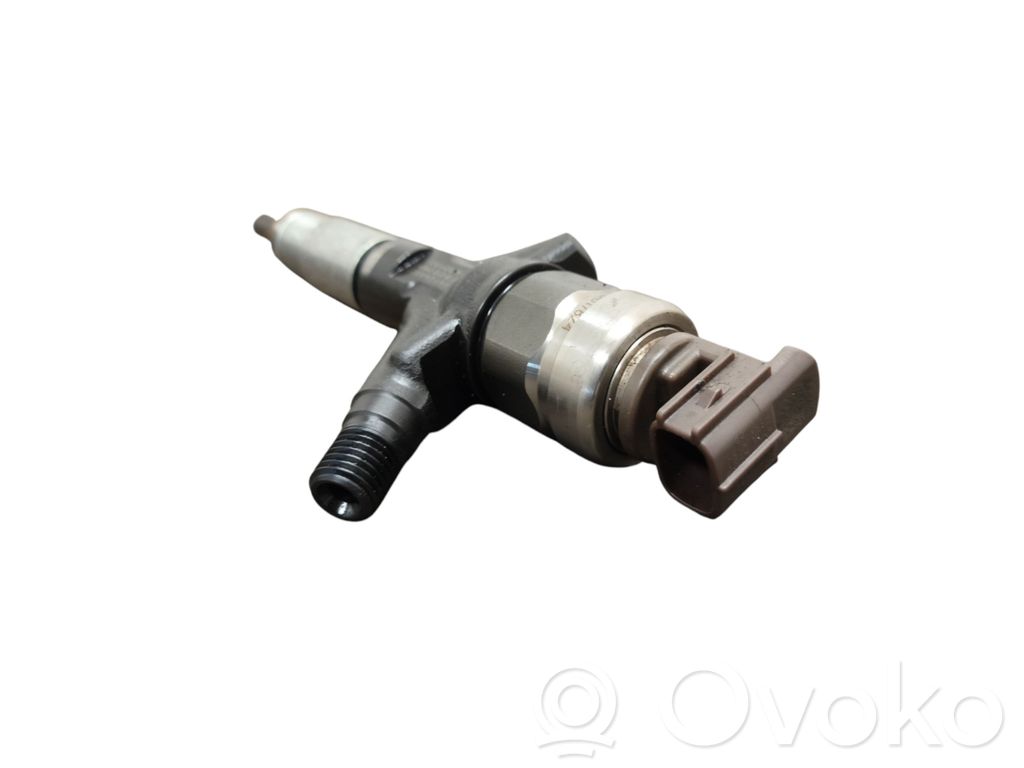 Subaru Impreza III Fuel injector 
