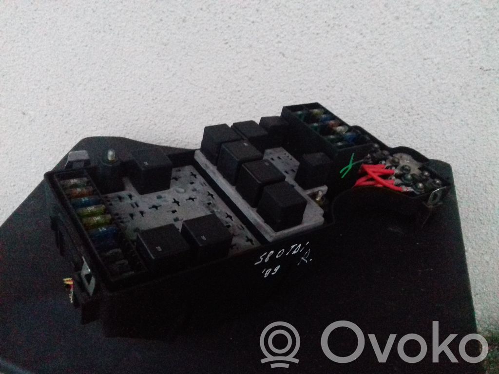 Volvo S80 Fuse module 