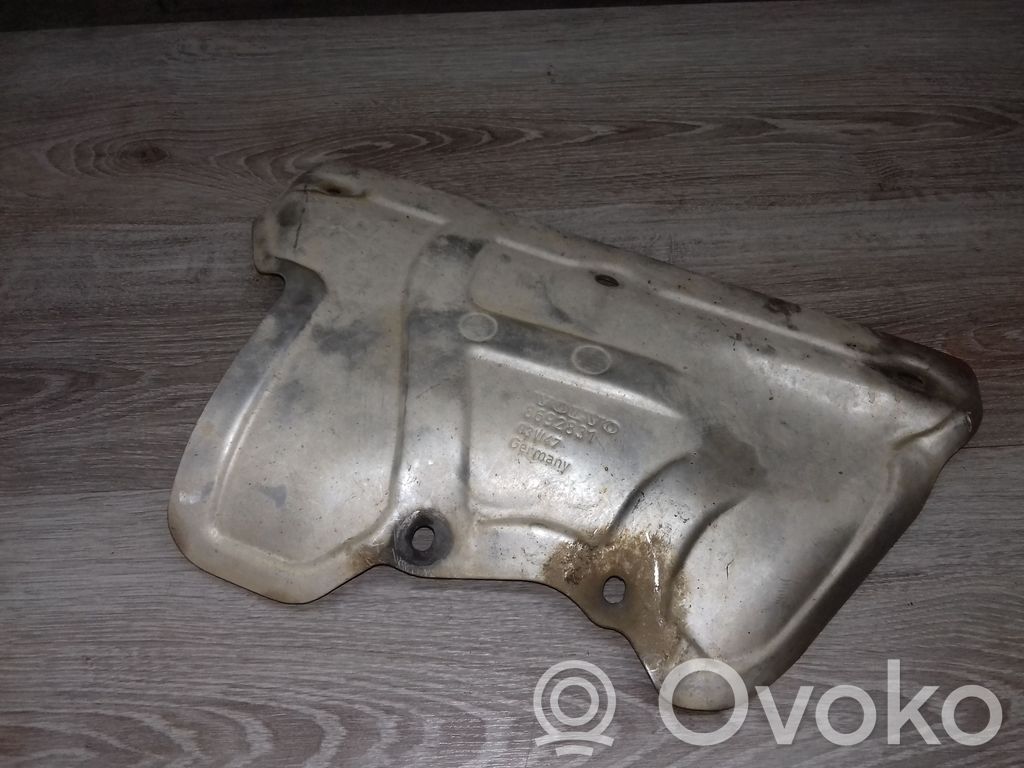 Volvo V70 Hitzeschutz Abschirmblech 