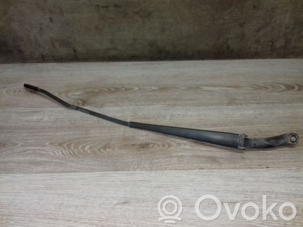 Volvo V70 Wischerarm vorne 