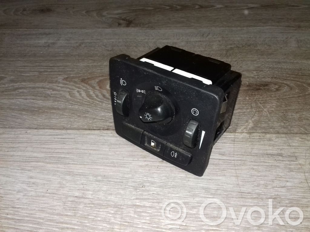 Light switch   05W26T,30739298
