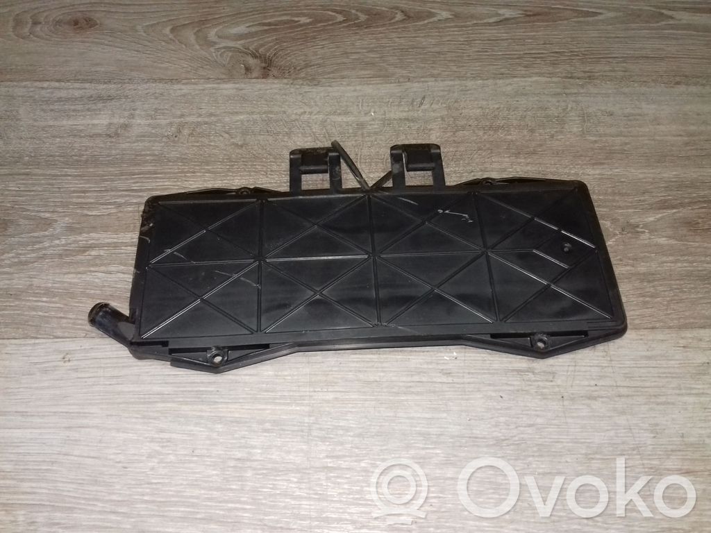 Oro mikrofiltro dangtelis   66850,66852